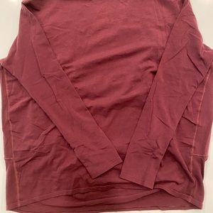 Lululemon Back in Action long sleeve tee